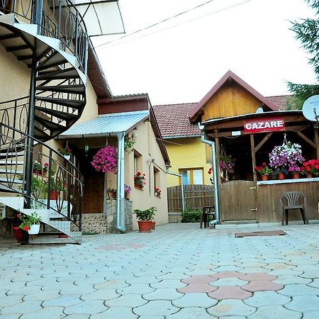 فندق Casa Maria جورا هومورولوي المظهر الخارجي الصورة