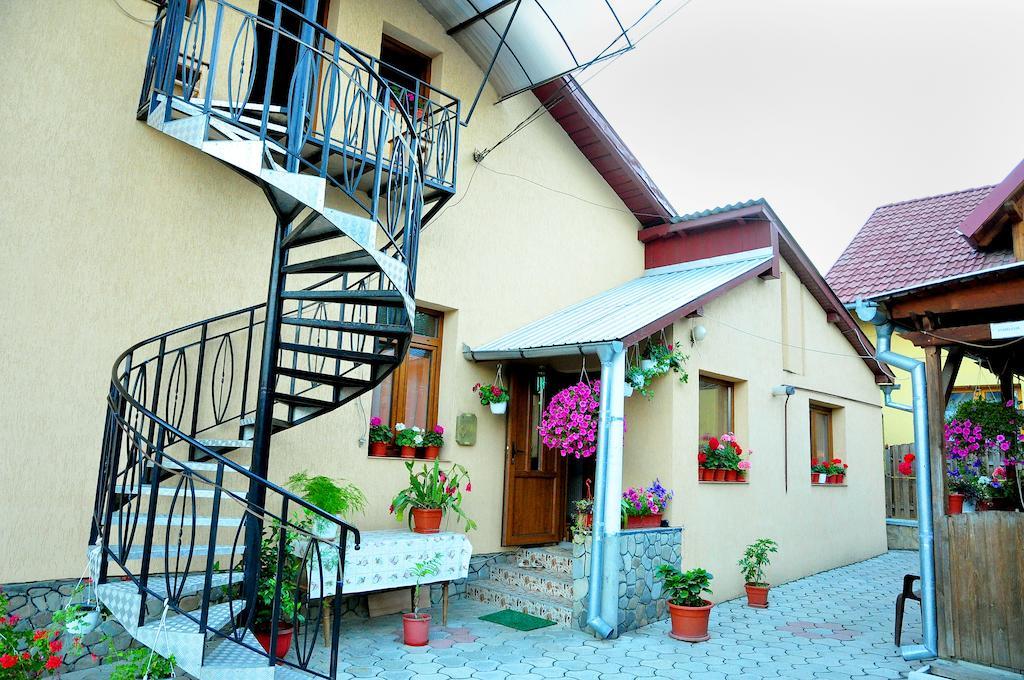 فندق Casa Maria جورا هومورولوي المظهر الخارجي الصورة